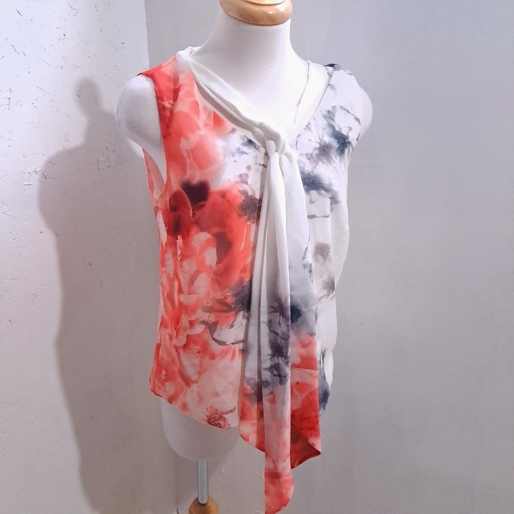 Cleo | Women's Sleeveless Top - Red and White Floral with tie